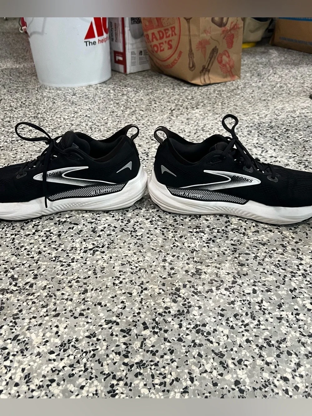 Brooks Glycerin 22 GTS size 10.5 Men’s - Picture 10 of 11